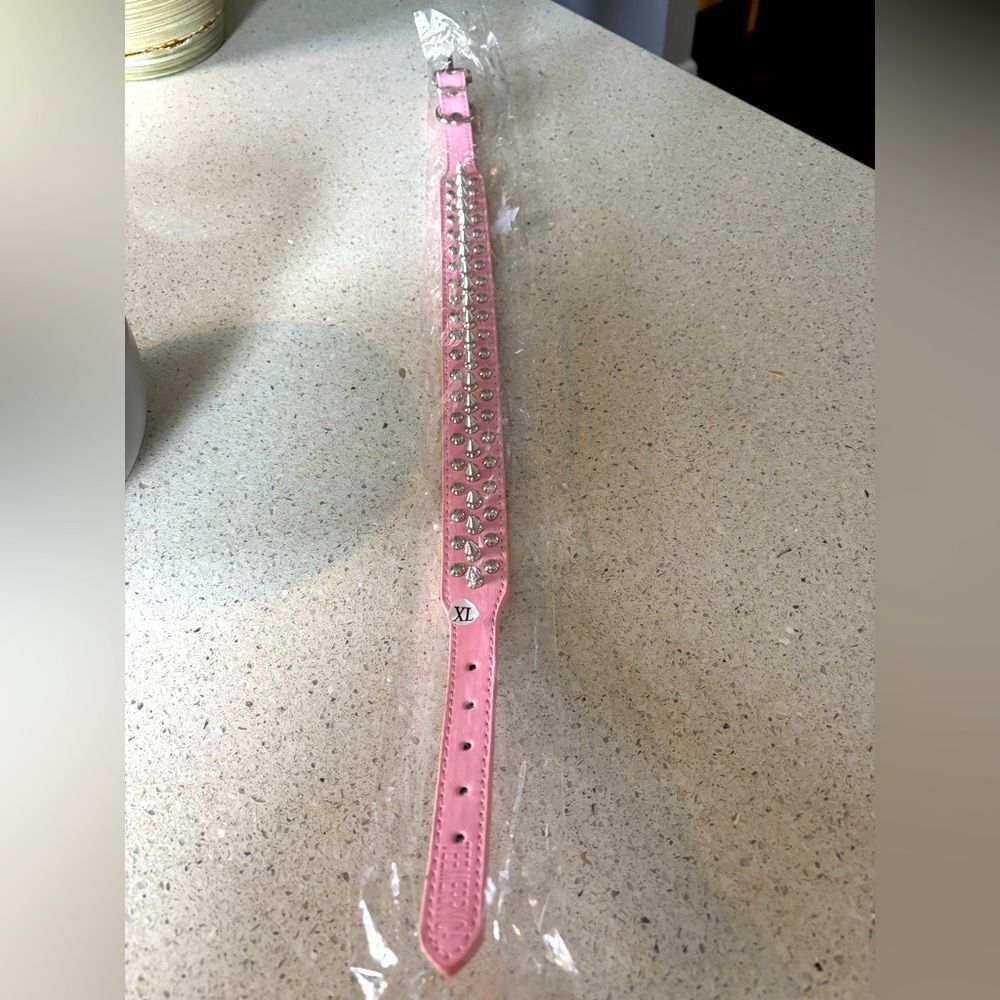 Pink Studded dog collar for an extra large dog breed, NWT